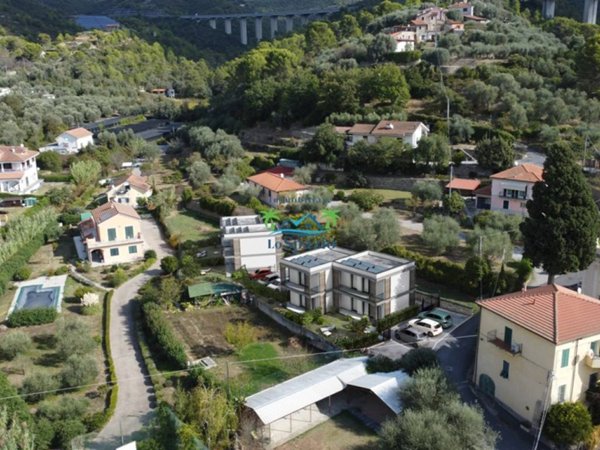 casa indipendente in vendita ad Andora in zona Molino