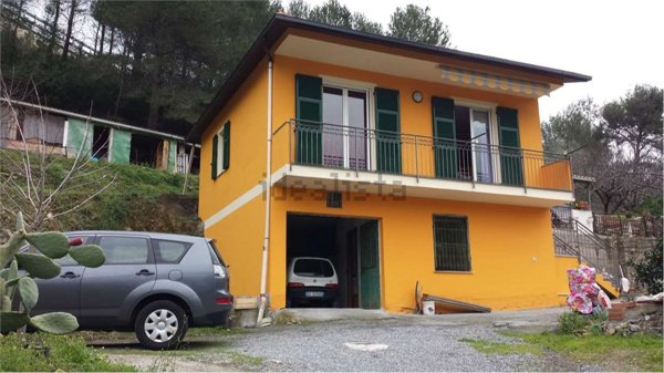 casa indipendente in vendita ad Andora in zona Molino