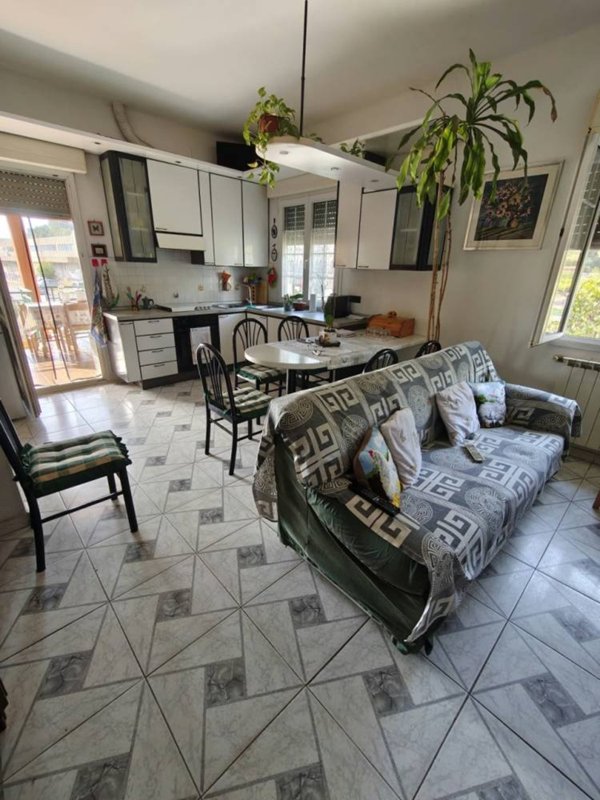 casa indipendente in vendita ad Andora