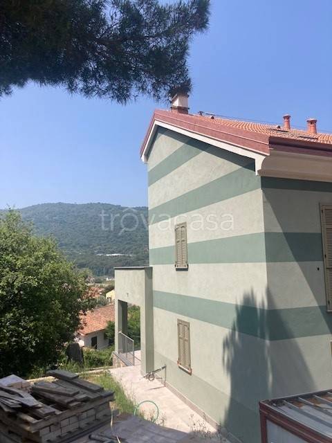 appartamento in vendita ad Andora in zona La Colla