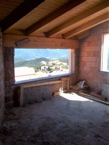 appartamento in vendita ad Arnasco in zona Menosio