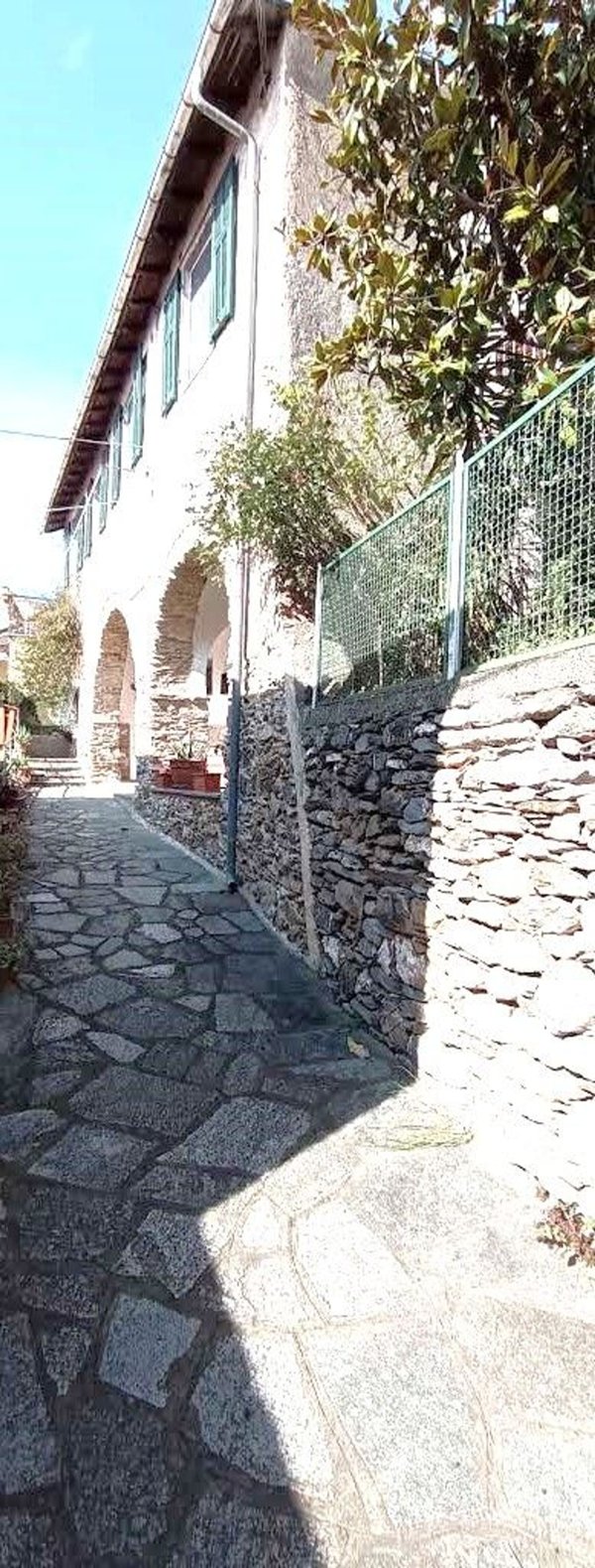 casale in vendita ad Arnasco