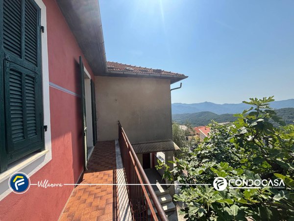appartamento in vendita ad Arnasco in zona Menosio