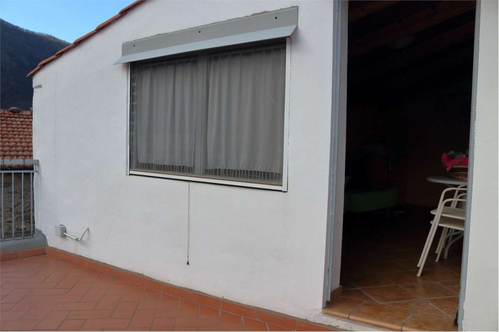 casa indipendente in vendita a Balestrino in zona Bergalla