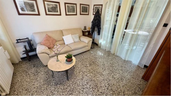 casa indipendente in vendita a Balestrino in zona Poggio