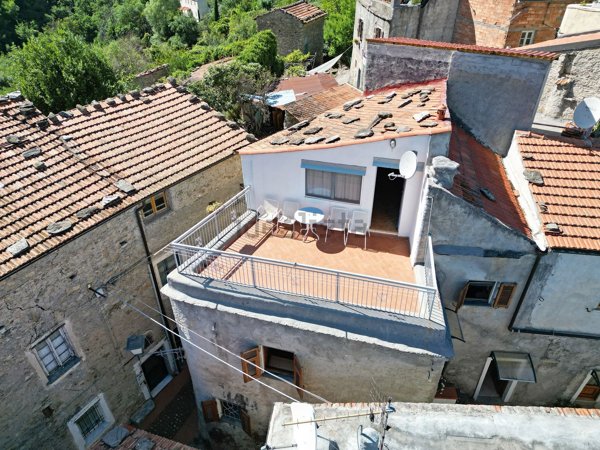 casale in vendita a Balestrino