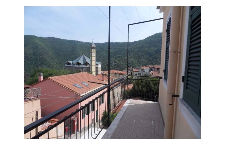 casa indipendente in vendita a Balestrino in zona Poggio