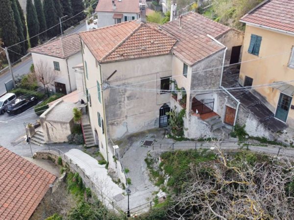 appartamento in vendita a Balestrino