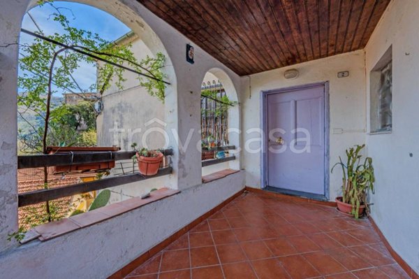 casa indipendente in vendita a Balestrino