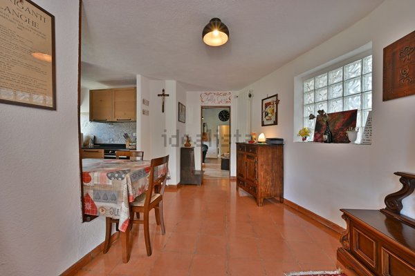 casa indipendente in vendita a Balestrino in zona Cuneo