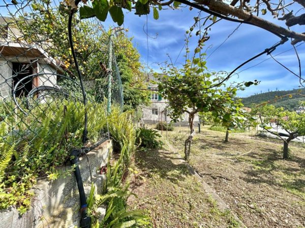 locale di sgombero in vendita a Balestrino