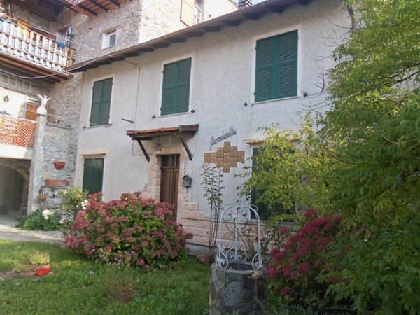 casa indipendente in vendita a Bardineto
