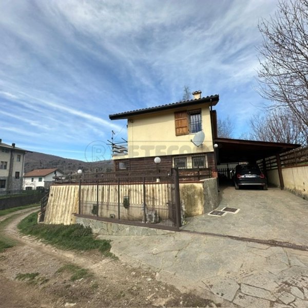 casa indipendente in vendita a Bardineto