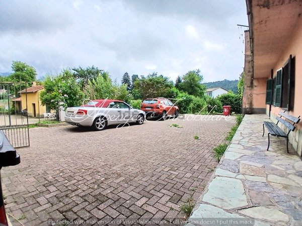 casa indipendente in vendita a Bardineto