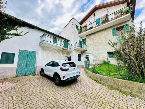 casa indipendente in vendita a Bardineto