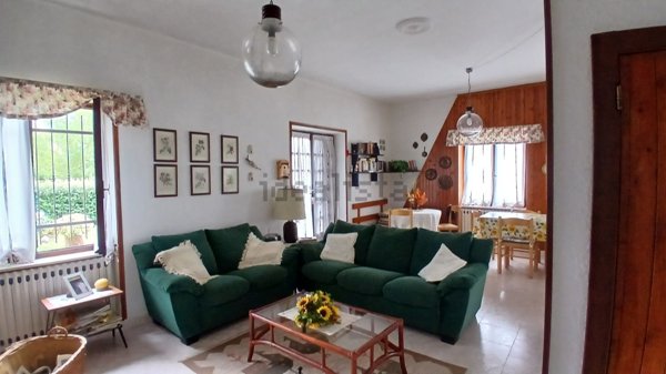 casa indipendente in vendita a Bardineto