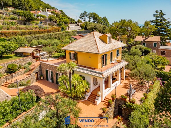 casa indipendente in vendita a Bergeggi
