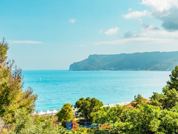 appartamento in vendita a Bergeggi in zona Torre del mare