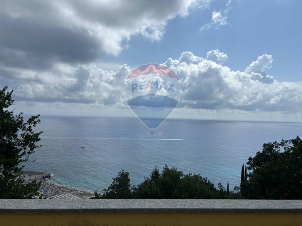 casa indipendente in vendita a Bergeggi