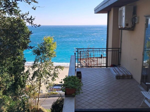 appartamento in vendita a Bergeggi
