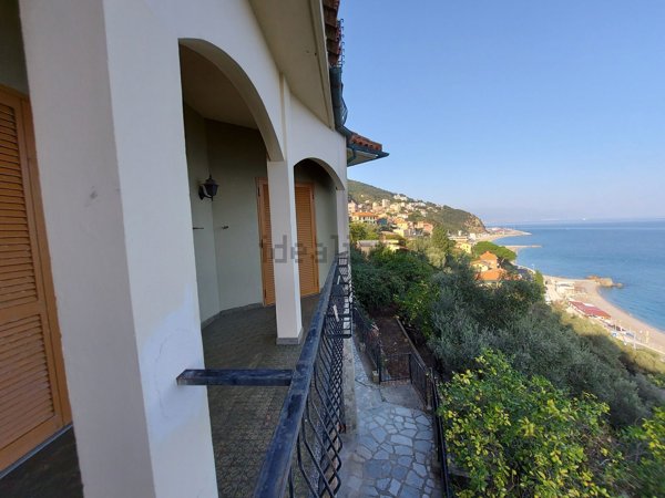 appartamento in vendita a Bergeggi