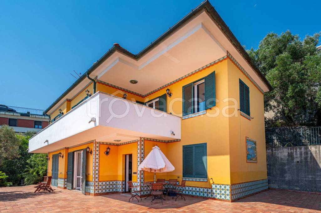 casa indipendente in vendita a Bergeggi