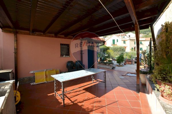 casa semindipendente in vendita a Bergeggi