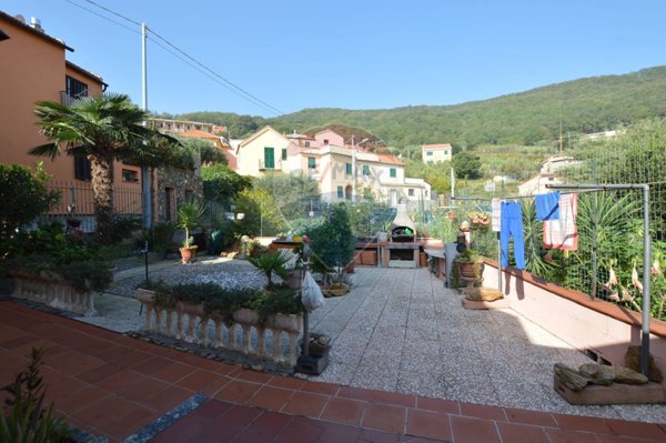 casa semindipendente in vendita a Bergeggi