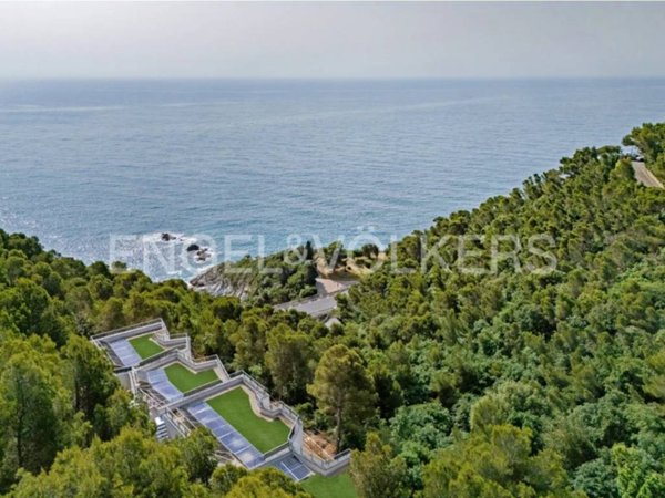 casa indipendente in vendita a Bergeggi