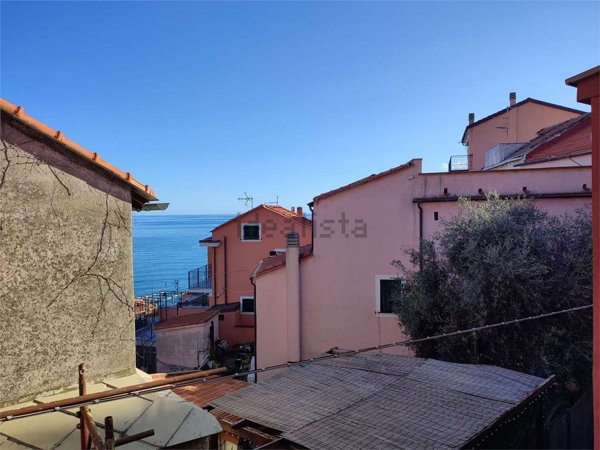 casa indipendente in vendita a Bergeggi