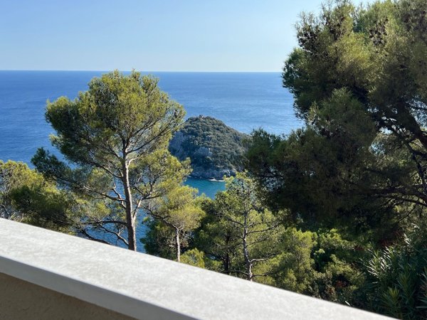 appartamento in vendita a Bergeggi in zona Torre del mare