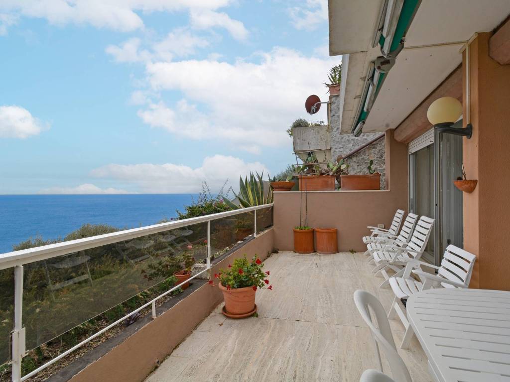 appartamento in vendita a Bergeggi in zona Torre del mare
