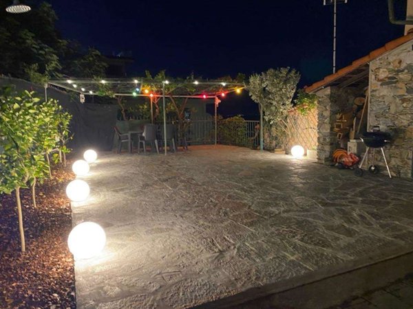 casa indipendente in vendita a Bergeggi