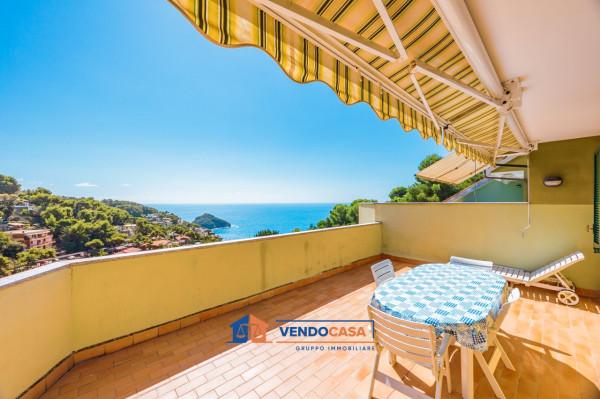 appartamento in vendita a Bergeggi in zona Torre del mare