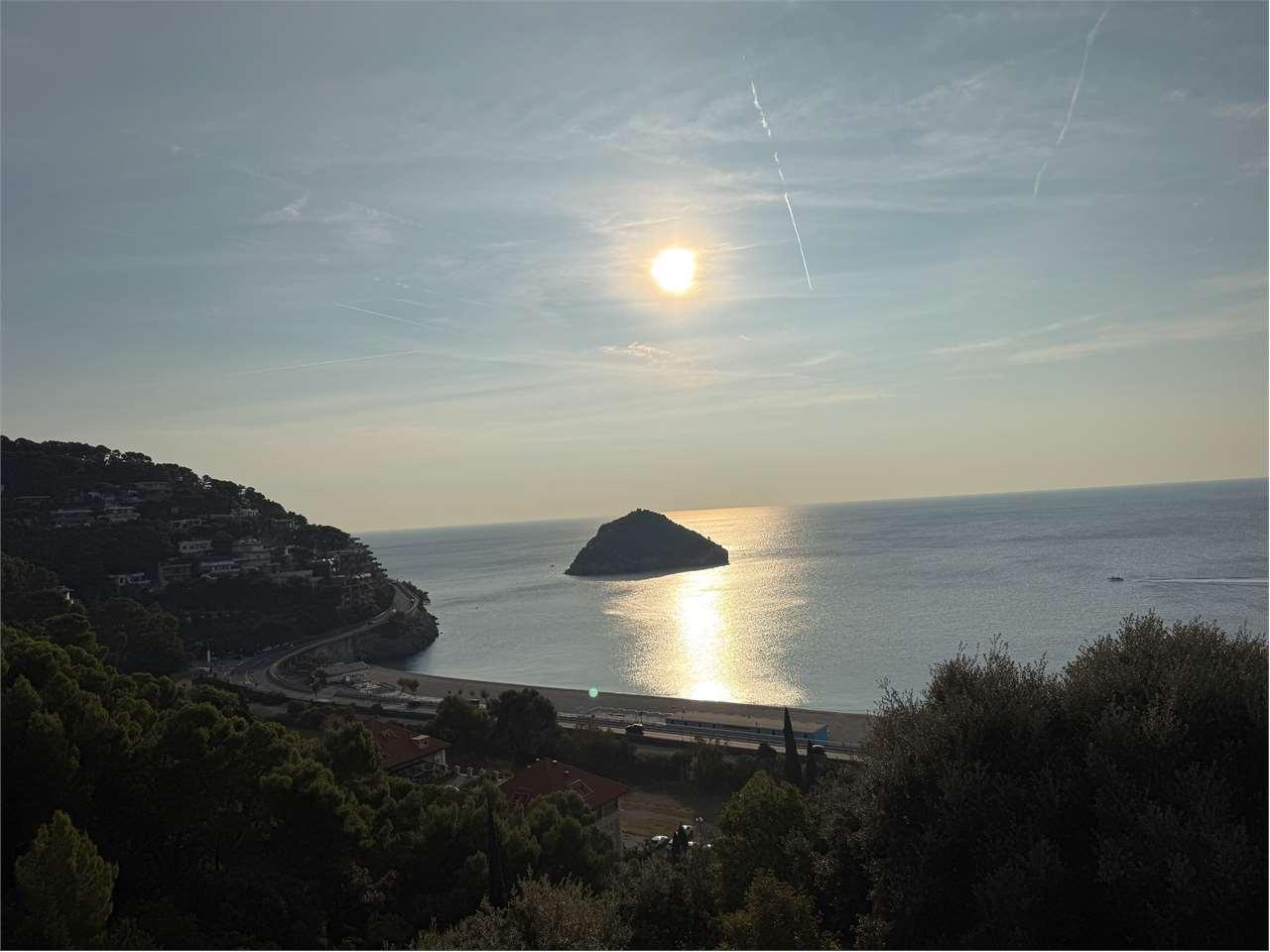 appartamento in vendita a Bergeggi in zona Torre del mare