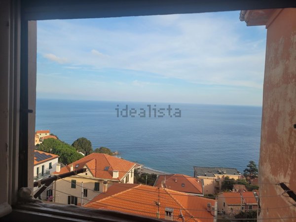 casa indipendente in vendita a Bergeggi