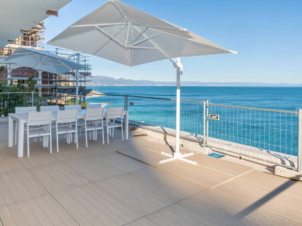 casa indipendente in vendita a Bergeggi