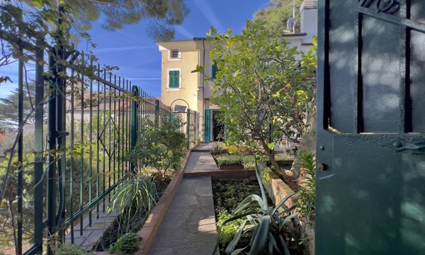 appartamento in vendita a Bergeggi