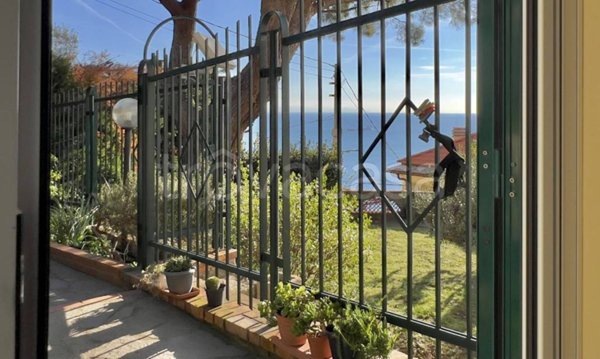 appartamento in vendita a Bergeggi