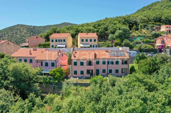 casa indipendente in vendita a Bergeggi
