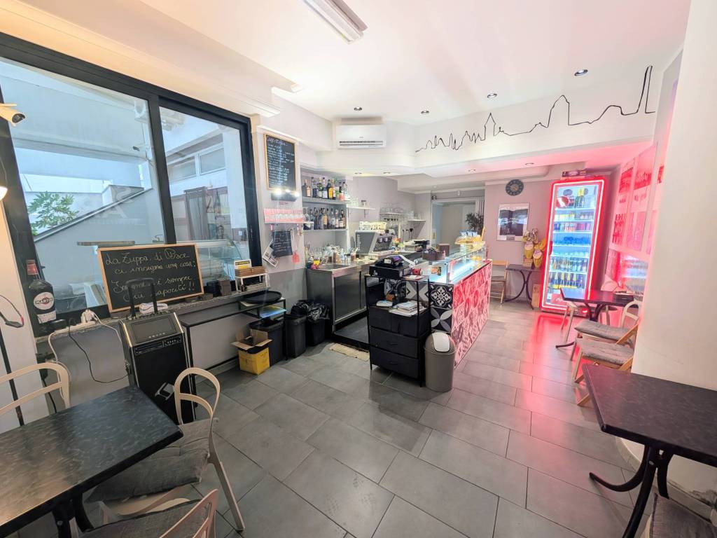 negozio in vendita a Bergeggi