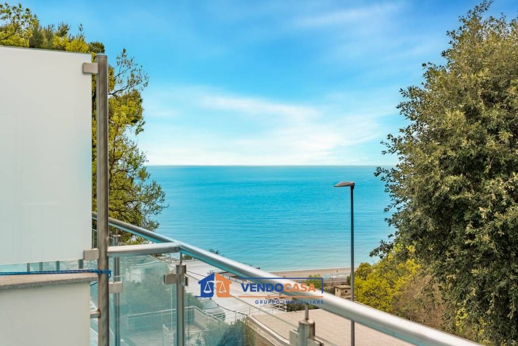appartamento in vendita a Bergeggi in zona Torre del mare