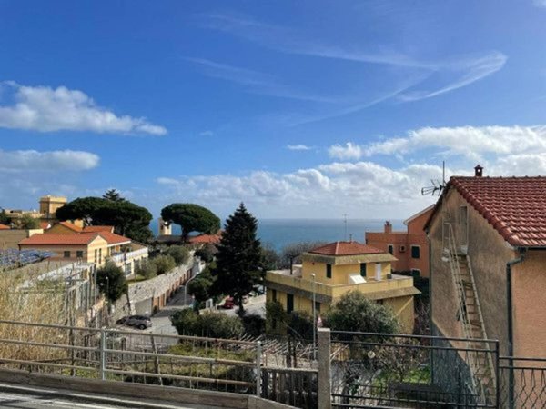 ufficio in vendita a Bergeggi