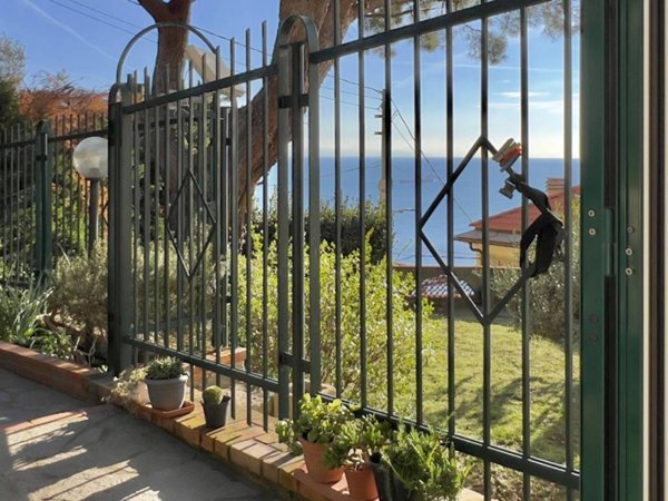 appartamento in vendita a Bergeggi