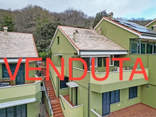 casa indipendente in vendita a Bergeggi in zona Torre del mare