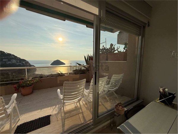 appartamento in vendita a Bergeggi in zona Torre del mare