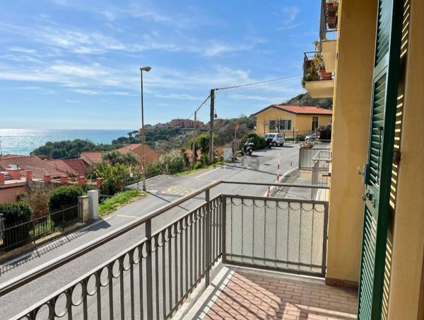 appartamento in vendita a Bergeggi in zona Torre del mare