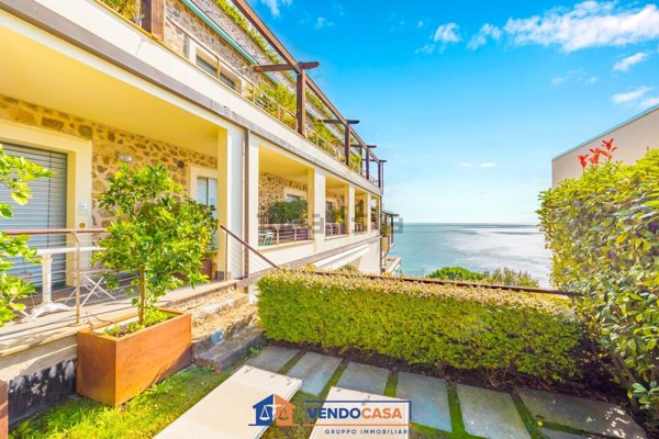 appartamento in vendita a Bergeggi in zona Torre del mare