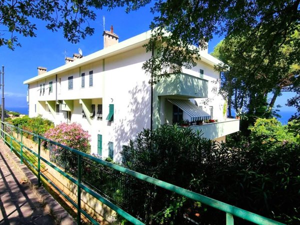 appartamento in vendita a Bergeggi in zona Torre del mare