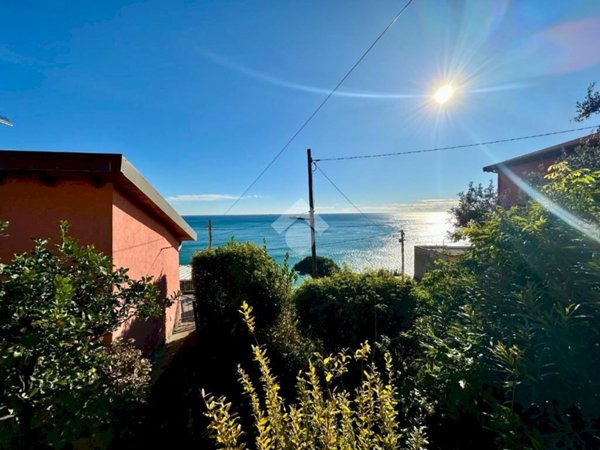 appartamento in vendita a Bergeggi in zona Torre del mare